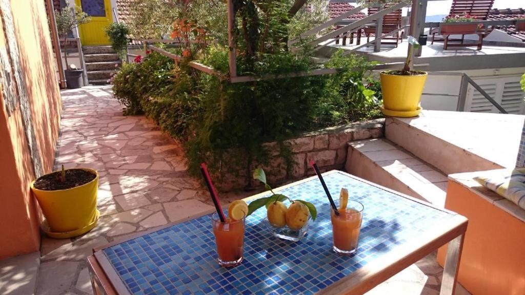Apartments Mare 2 Hvar Town Luaran gambar